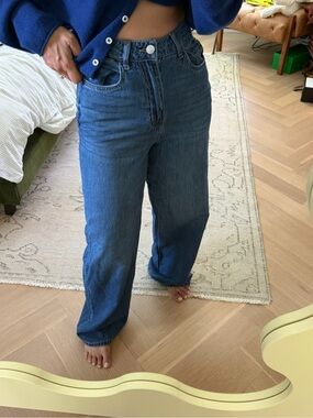 VVMRAE WIDE LEG FIT JEANS